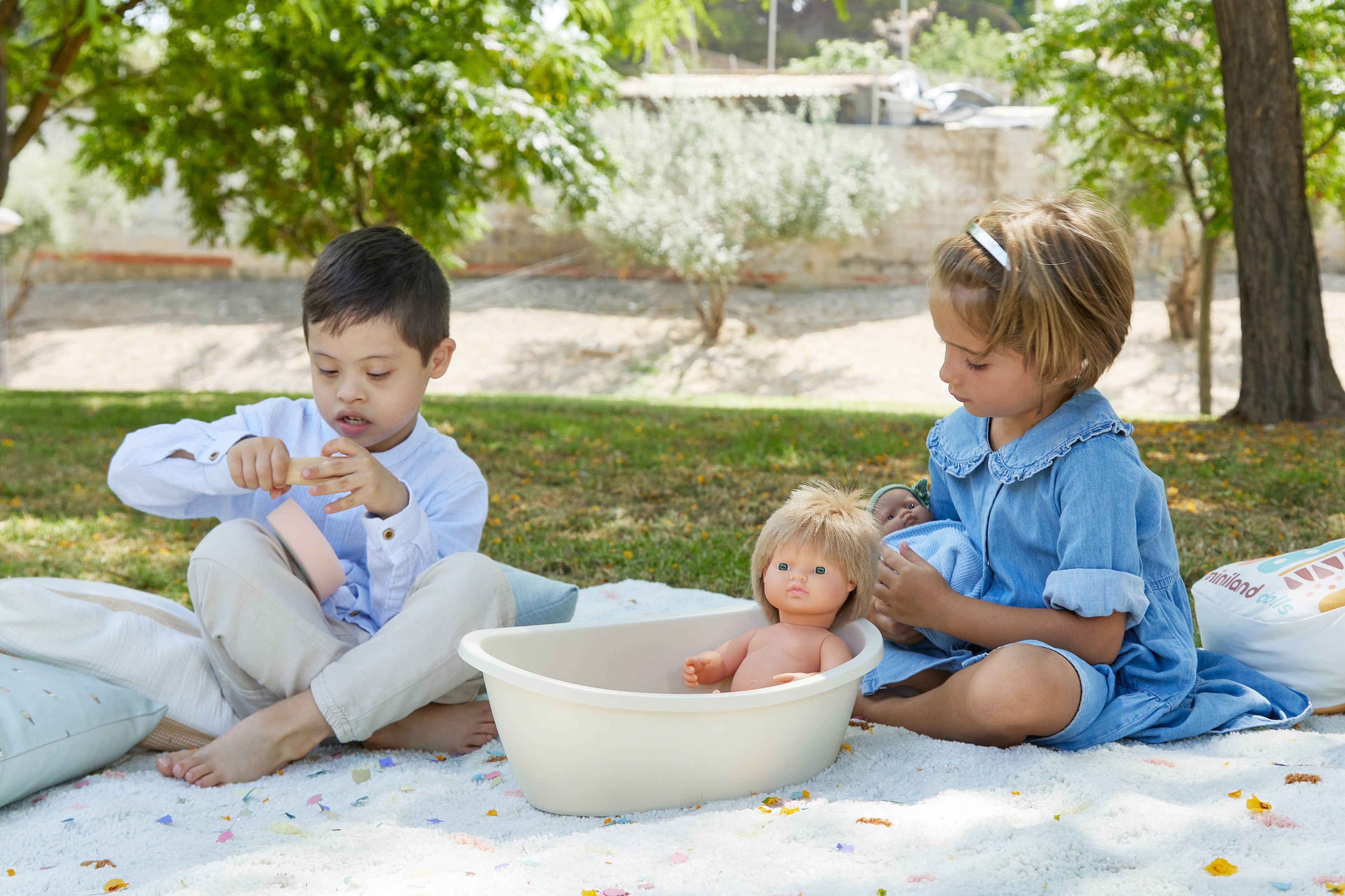 Reborn Doll Bathtub & Rainbow Sponge Set | Eco-Friendly Bioplastic Baby Doll Bath Tub for Dolls Up to 20"