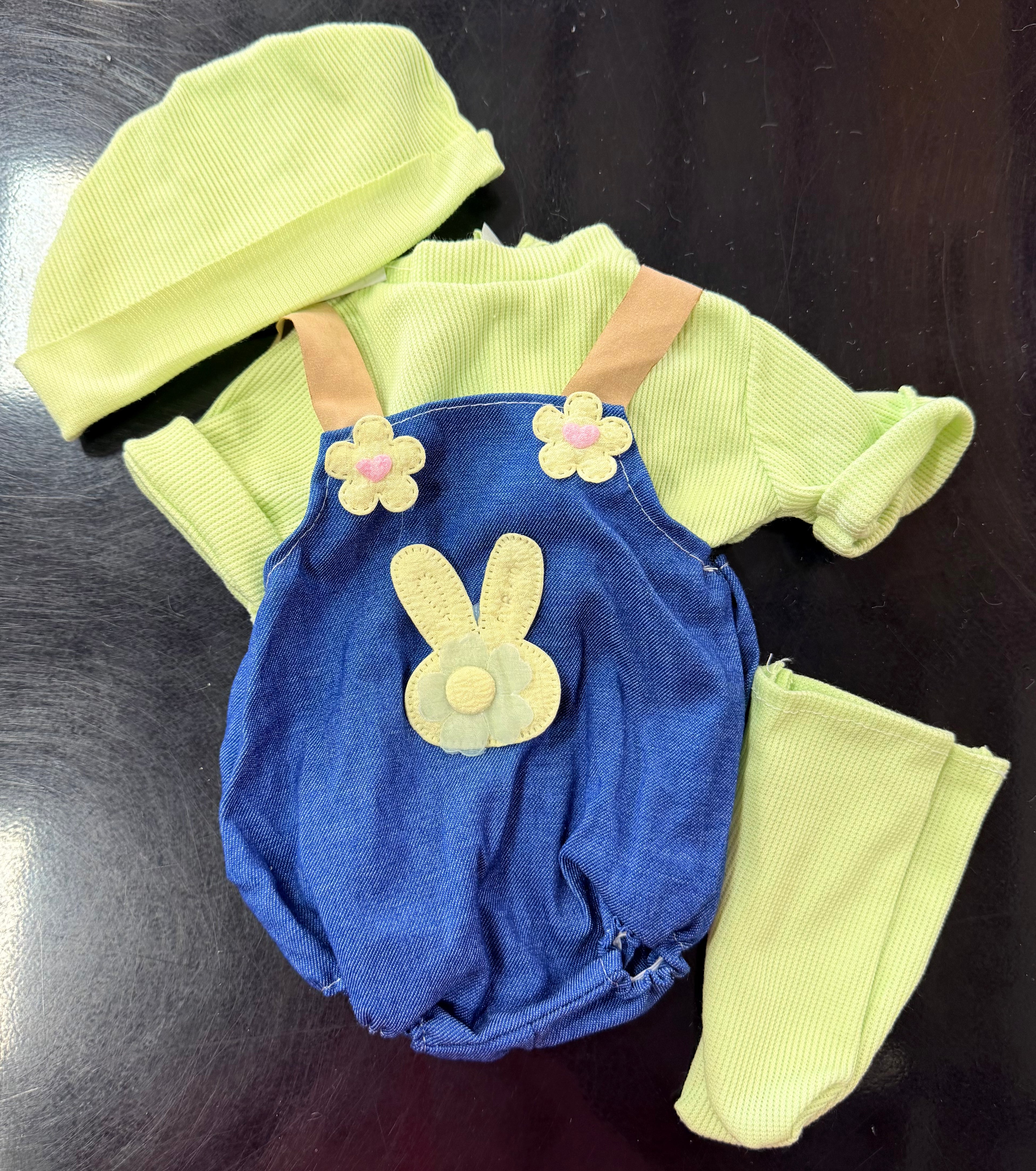Green Overall Jumper Set with Hat & Booties for 16–20" Dolls