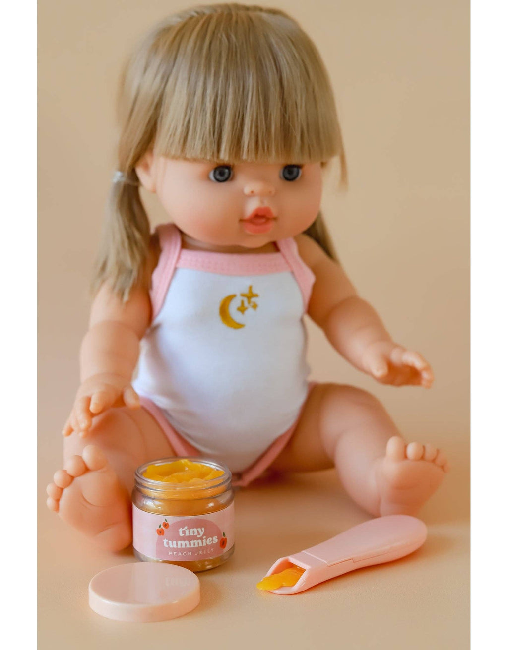 Tiny Tummies Peach Jelly Jar & Magic Spoon | Doll Feeding Playset for Reborn & Silicone Dolls